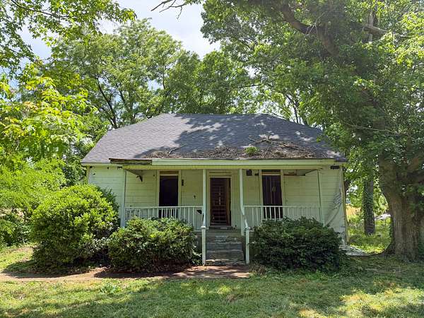 2.14 Acres of Land with Home for Auction in Christiana, Tennessee
