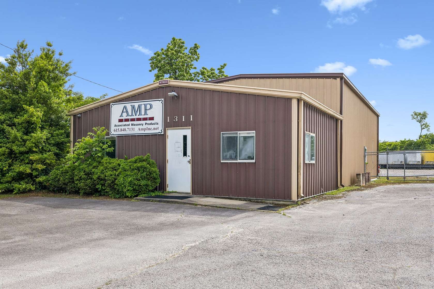 3.3 Acres of Improved Commercial Land for Sale in Murfreesboro, Tennessee