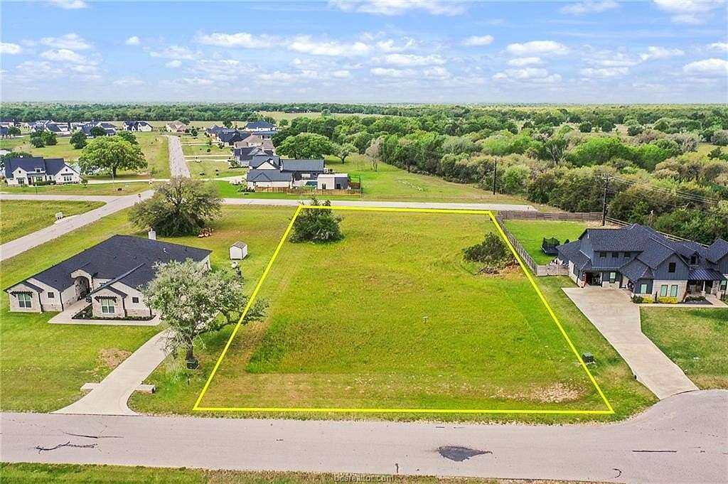 1 Acre of Residential Land for Sale in College Station, Texas