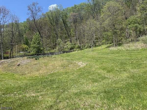 1.39 Acres of Residential Land for Sale in White Township, New Jersey