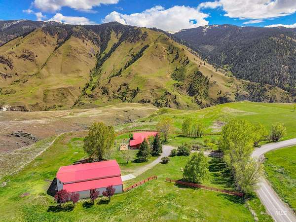 20 Acres of Land with Home for Sale in Pollock, Idaho