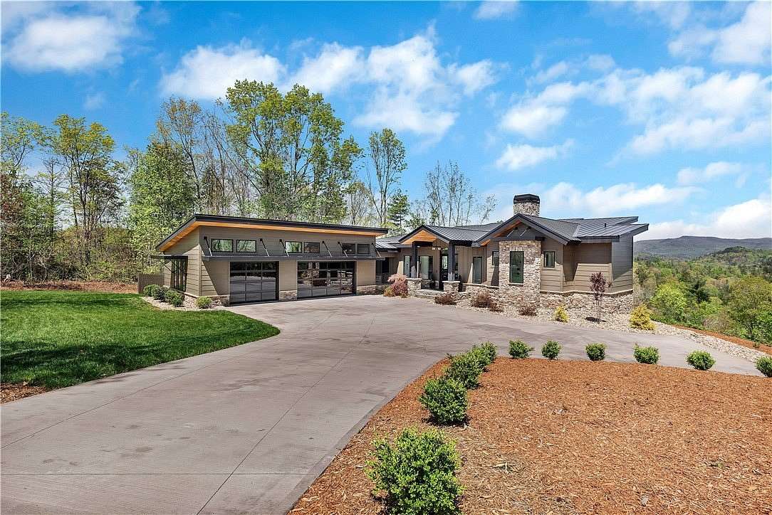 7.35 Acres of Land with Home for Sale in Salem, South Carolina