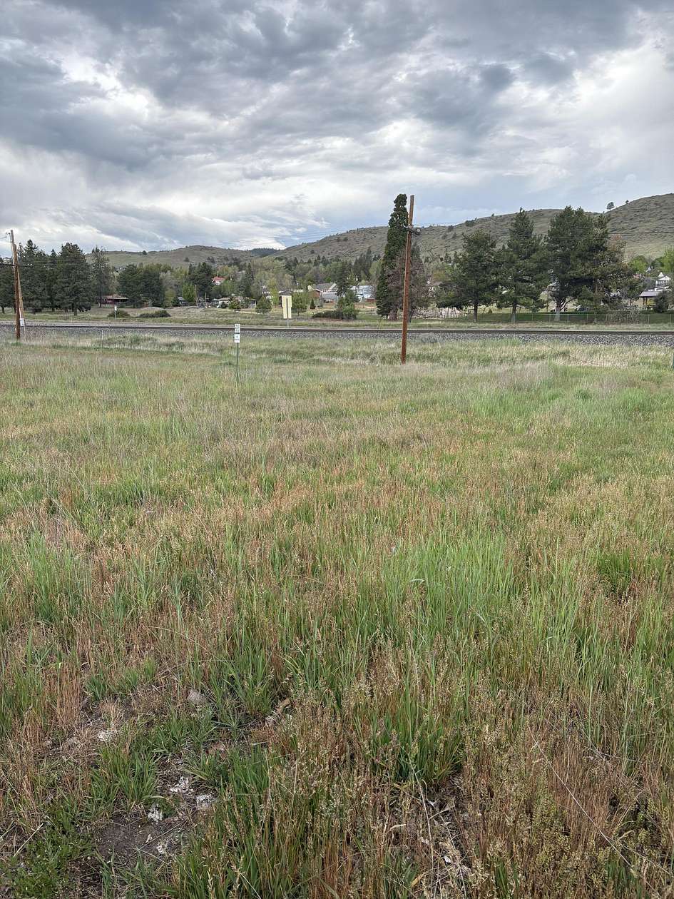 0.05 Acres of Residential Land for Sale in Klamath Falls, Oregon