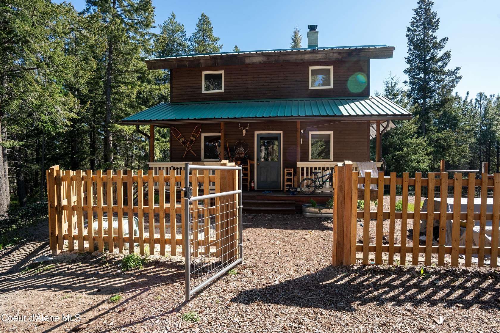 6.42 Acres of Land with Home for Sale in Bonners Ferry, Idaho