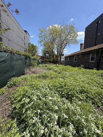 0.17 Acres of Commercial Land for Sale in Chicago, Illinois