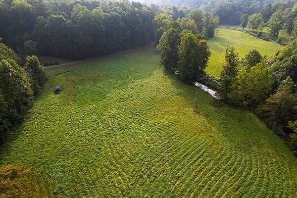 139 Acres of Land for Sale in Ellijay, Georgia