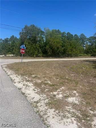0.25 Acres of Residential Land for Sale in Lehigh Acres, Florida