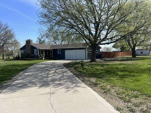 1.77 Acres of Land with Home for Sale in Vermillion, South Dakota