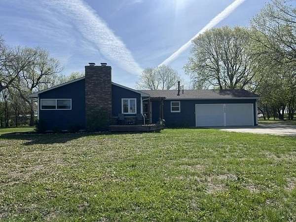 1.77 Acres of Land with Home for Sale in Vermillion, South Dakota