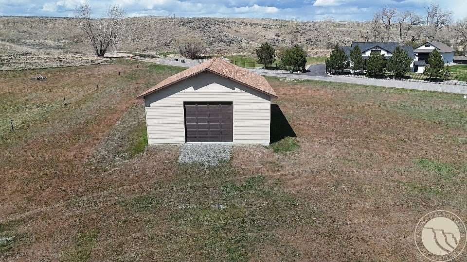 1.75 Acres of Land for Sale in Joliet, Montana