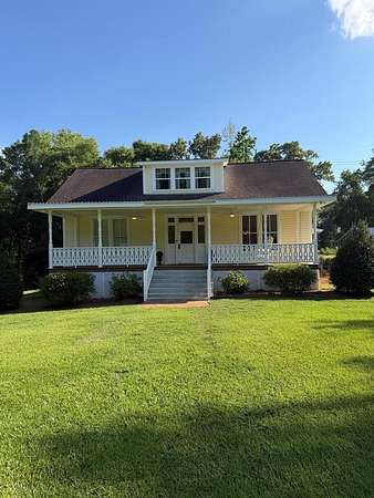 27.4 Acres of Land with Home for Sale in Bainbridge, Georgia