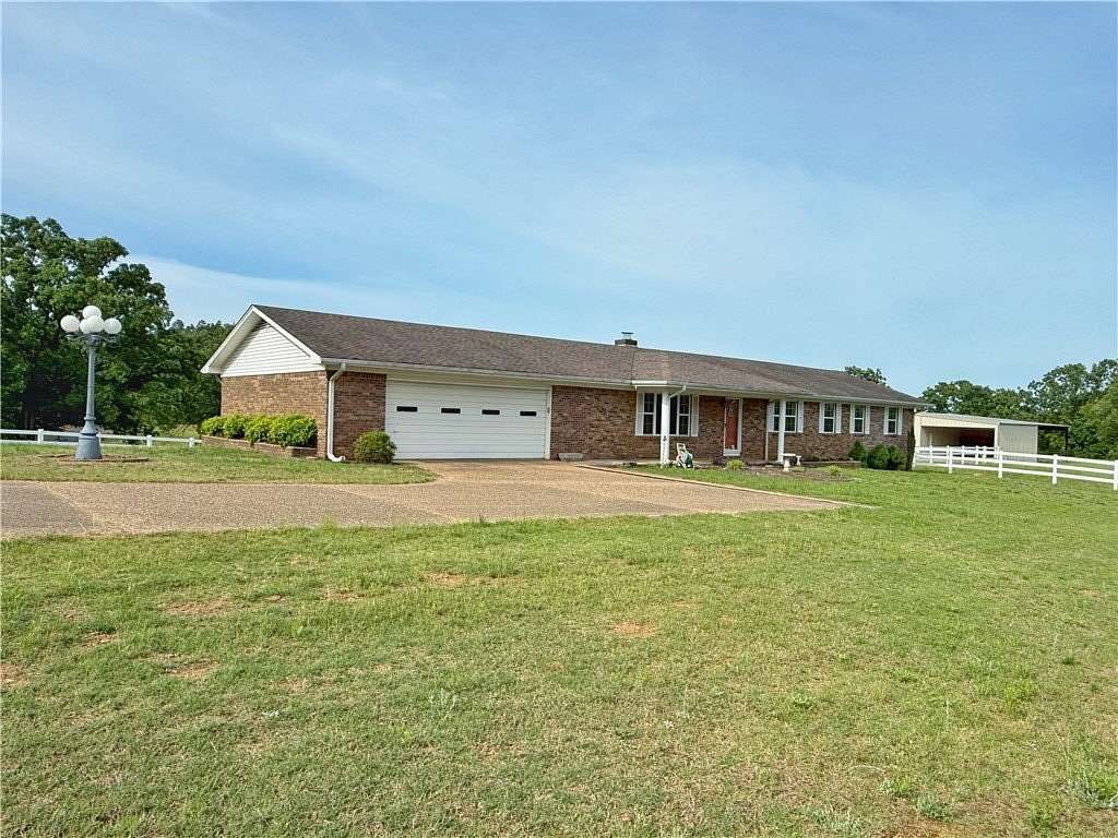 13 Acres of Land with Home for Sale in Subiaco, Arkansas