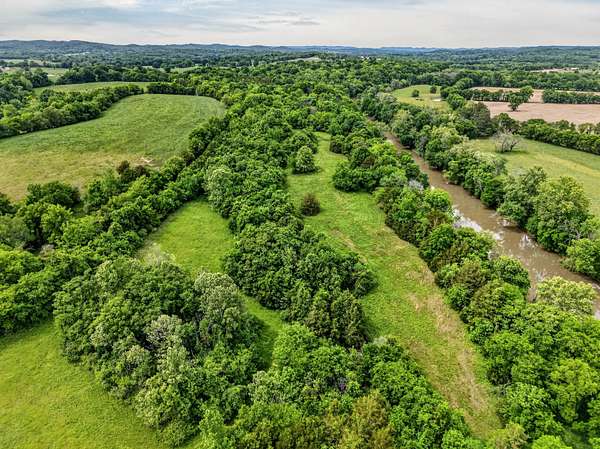 99 Acres of Land for Sale in Fayetteville, Tennessee