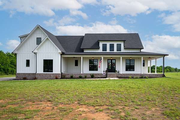 6.56 Acres of Land with Home for Sale in Chapel Hill, Tennessee