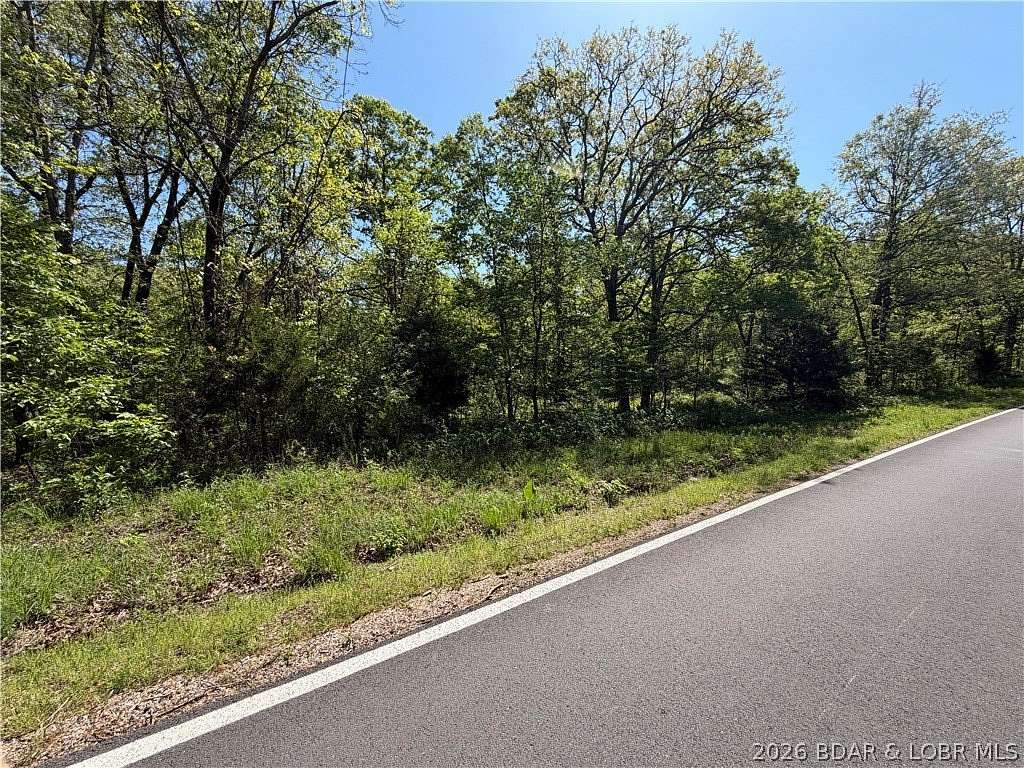 10 Acres of Recreational & Residential Land for Sale in Stover, Missouri