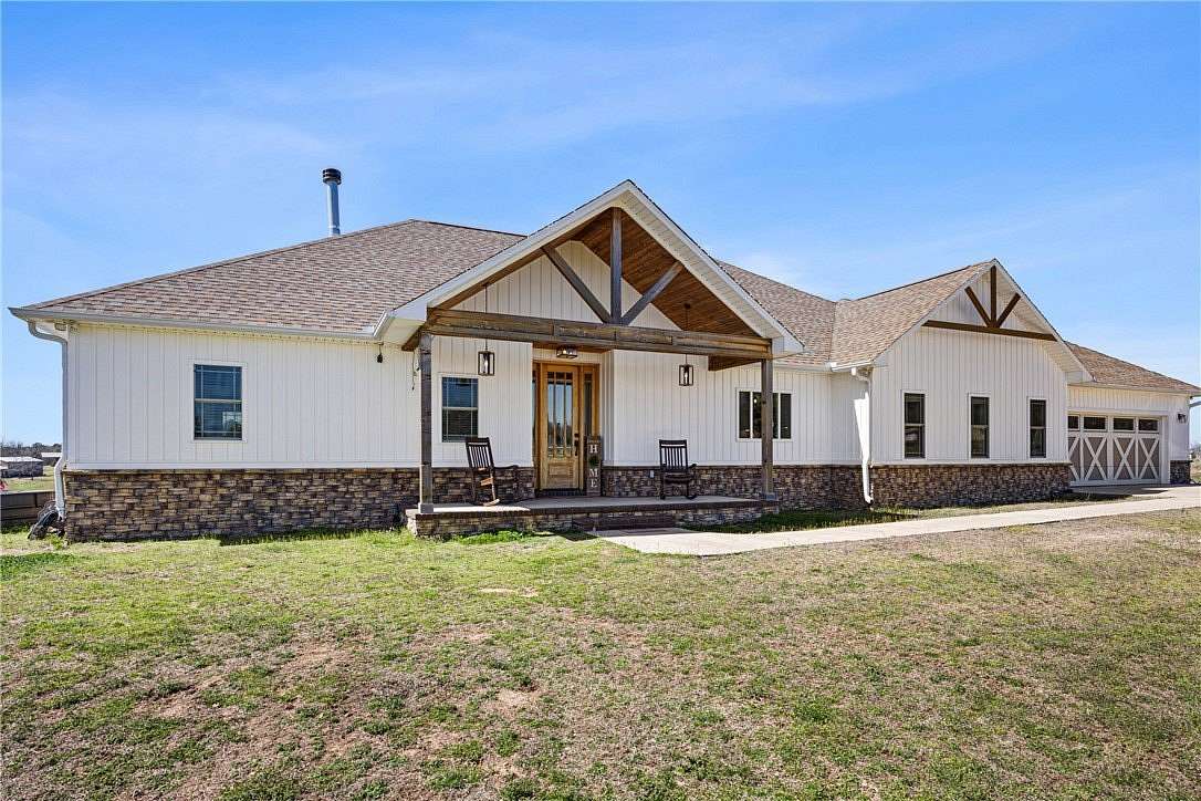 30.8 Acres of Land with Home for Sale in Ozark, Arkansas