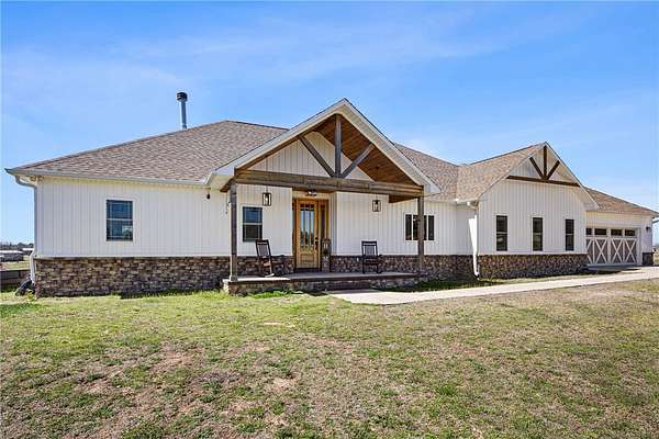 30.8 Acres of Land with Home for Sale in Ozark, Arkansas
