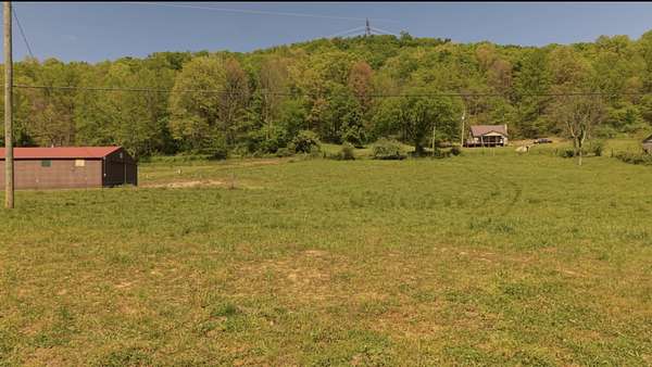 127 Acres of Land with Home for Sale in Vanceburg, Kentucky