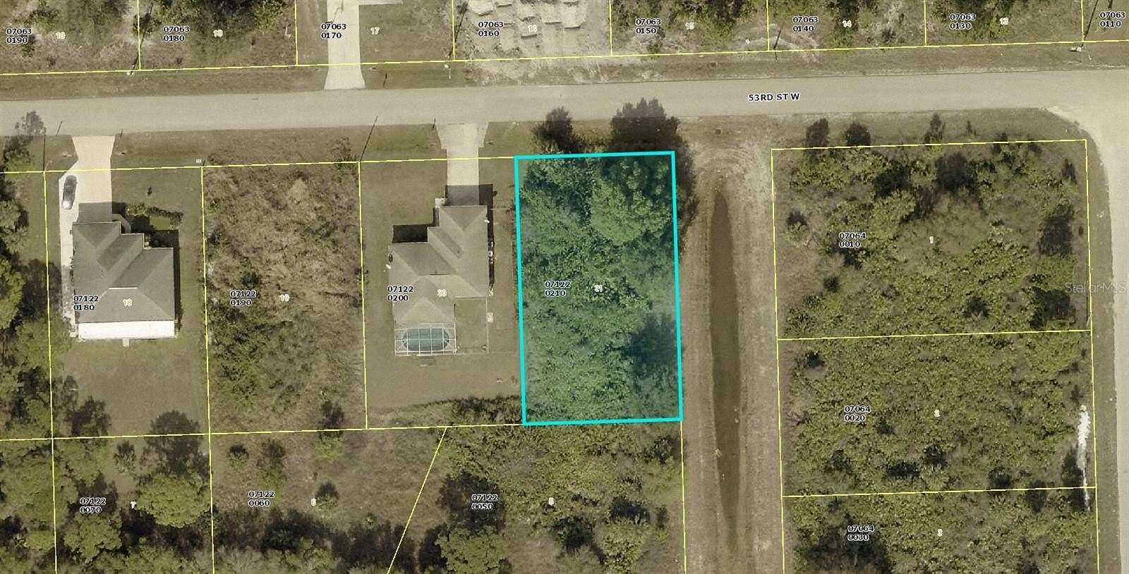 0.25 Acres of Residential Land for Sale in Lehigh Acres, Florida