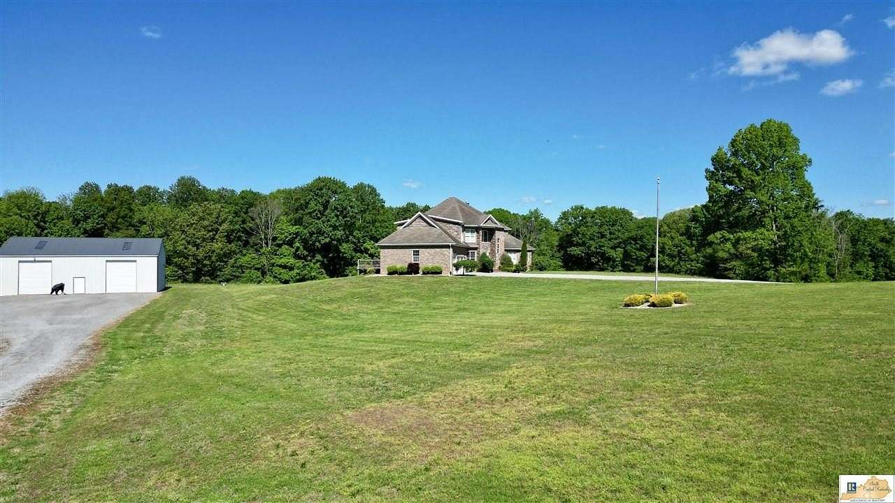 5.48 Acres of Land with Home for Sale in Columbia, Kentucky