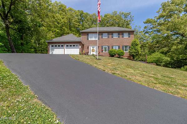 2.77 Acres of Land with Home for Sale in Kingsport, Tennessee