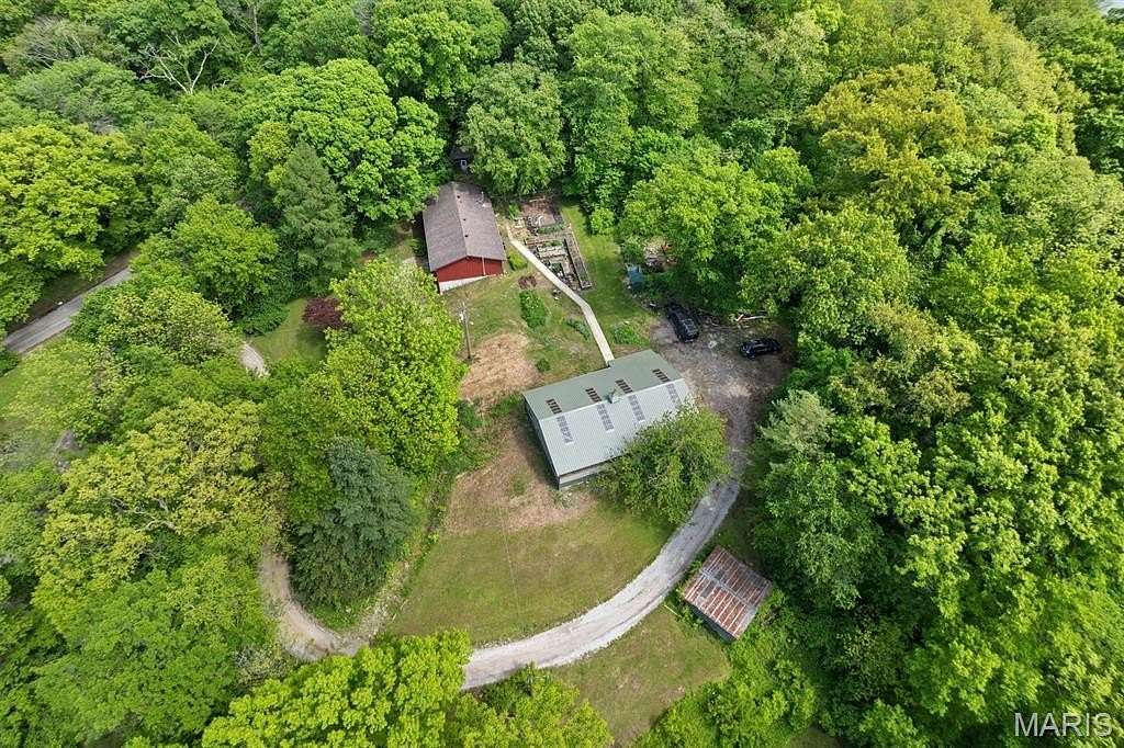 3.64 Acres of Land with Home for Sale in Caseyville, Illinois