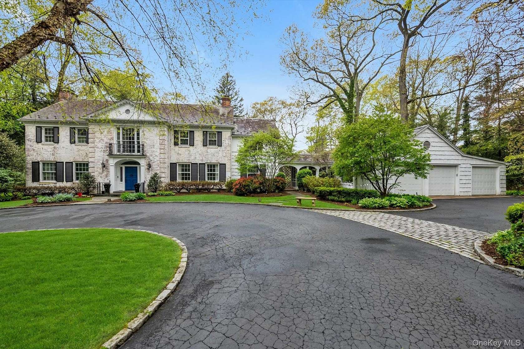 4 Acres of Land with Home for Lease in Glen Head, New York