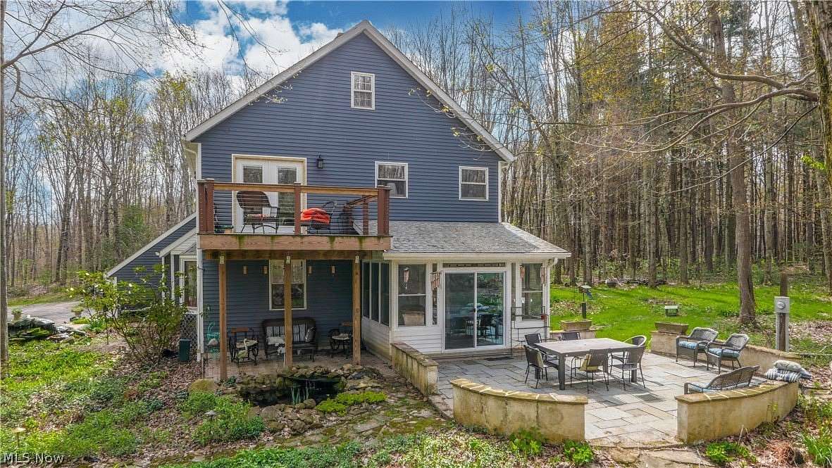 5.64 Acres of Land with Home for Sale in Ravenna, Ohio