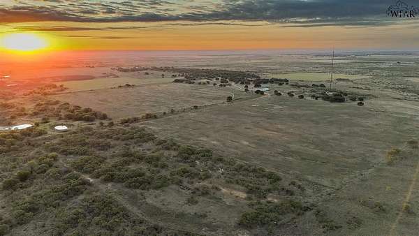 80.8 Acres of Recreational & Residential Land for Sale in Henrietta, Texas