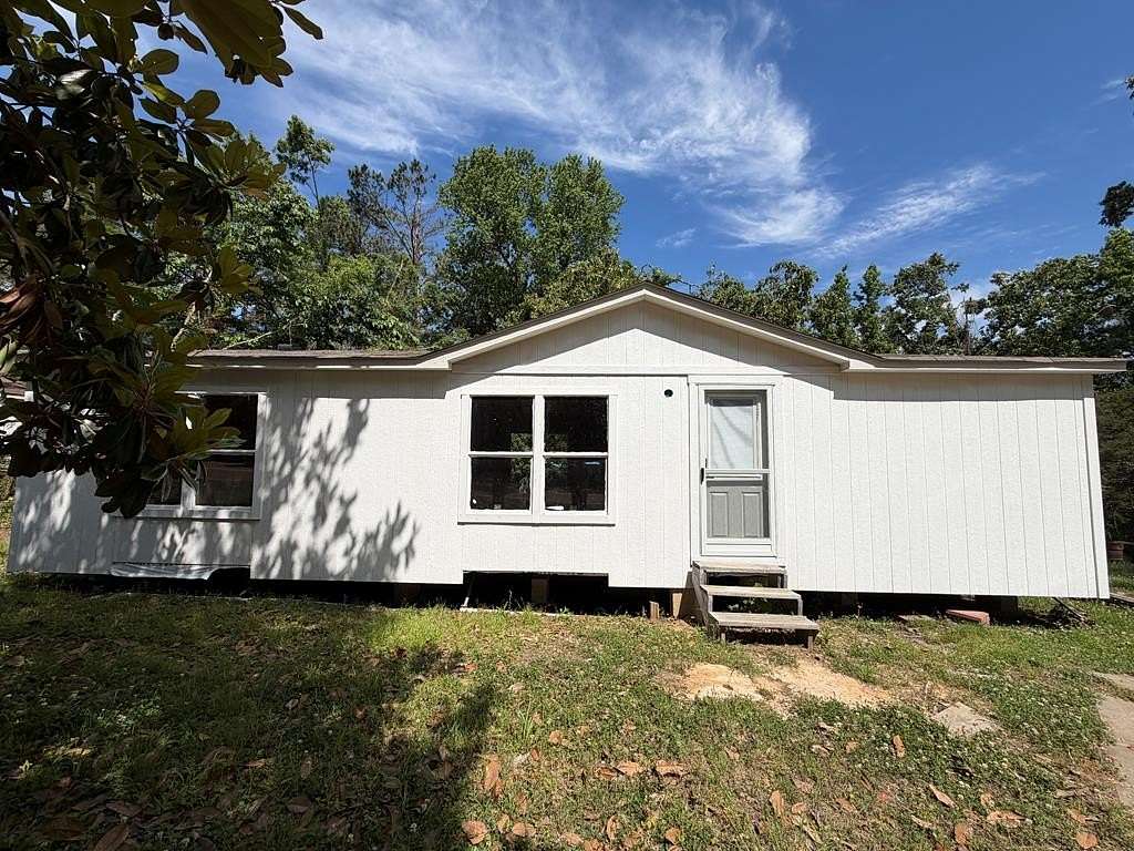 1.8 Acres of Land with Home for Sale in Como, Mississippi