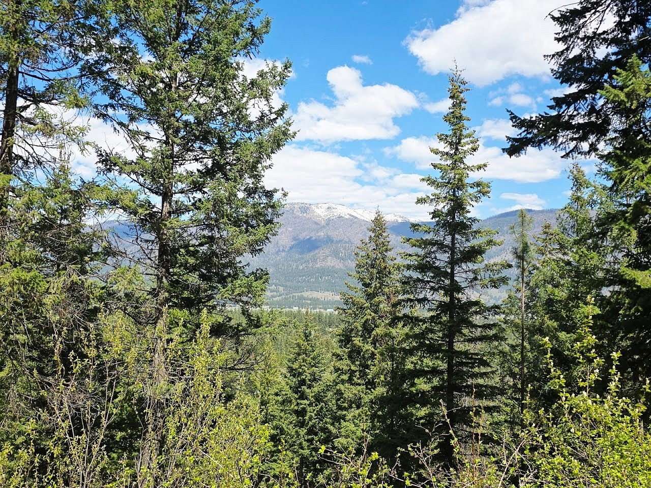 10 Acres of Recreational Land with Home for Sale in Thompson Falls, Montana