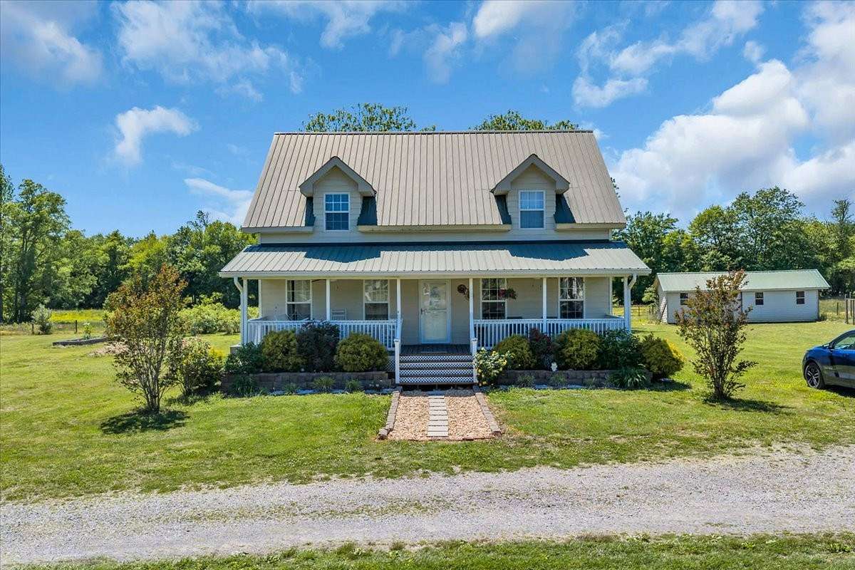 10.7 Acres of Land with Home for Sale in Woodbury, Tennessee