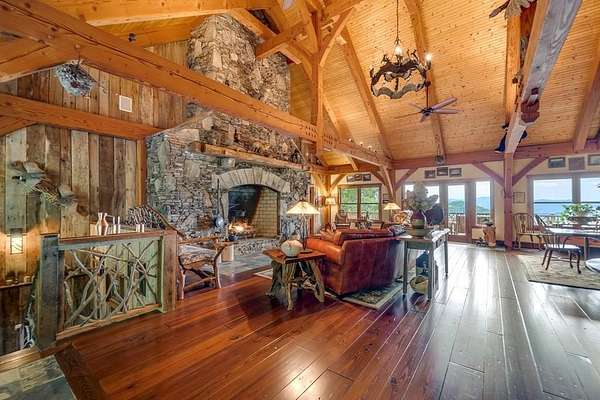 158 Acres of Recreational Land with Home for Sale in Franklin, North Carolina