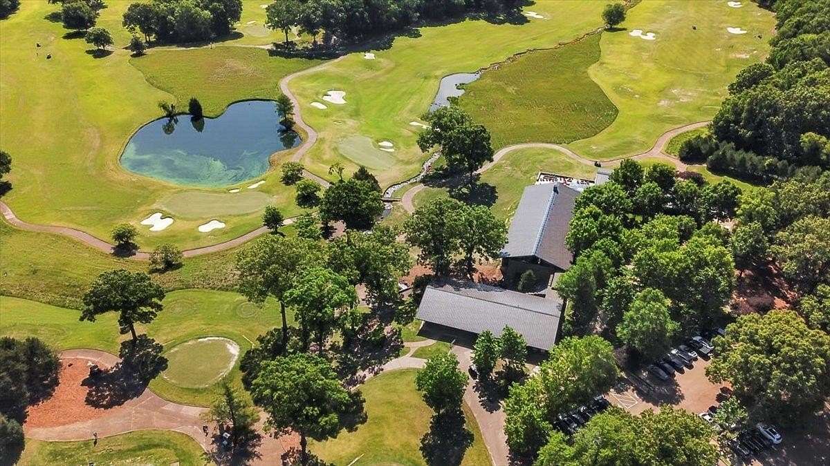 2 Acres of Residential Land for Sale in Collierville, Tennessee