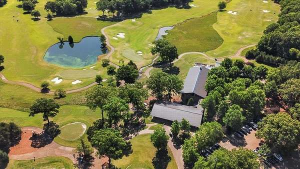 2 Acres of Residential Land for Sale in Collierville, Tennessee