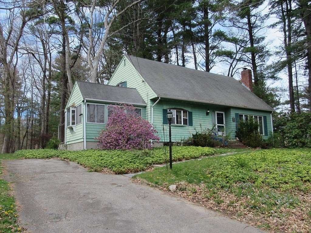 0.5 Acres of Residential Land for Sale in Medfield, Massachusetts