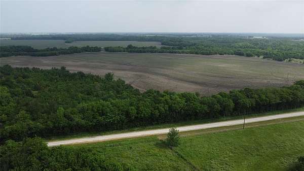 126 Acres of Recreational Land for Sale in Commerce, Texas