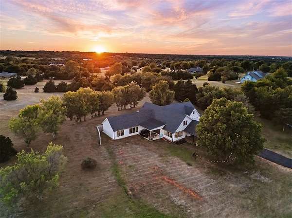 6.8 Acres of Land with Home for Sale in Yukon, Oklahoma
