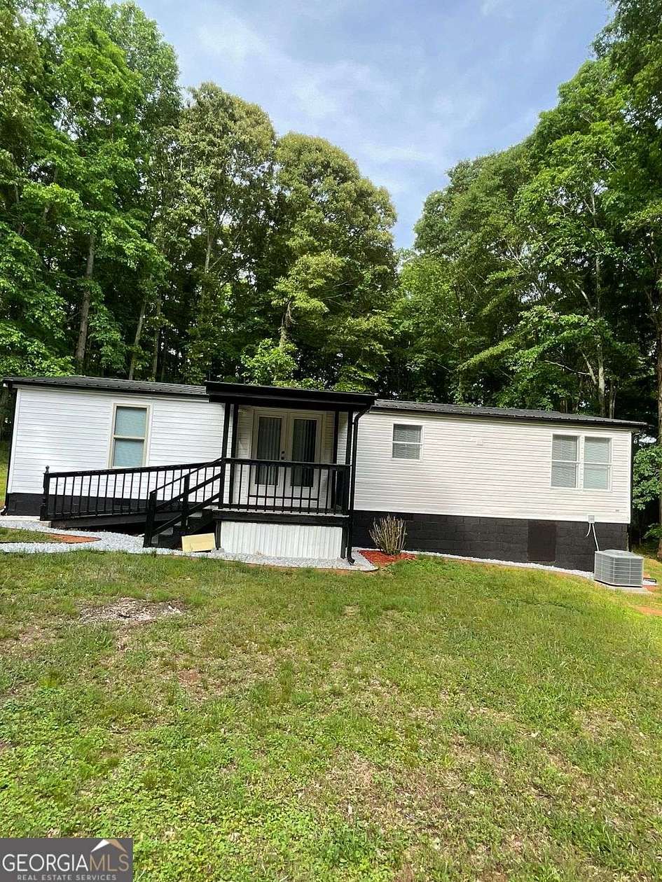 2.38 Acres of Land with Home for Sale in Jefferson, Georgia