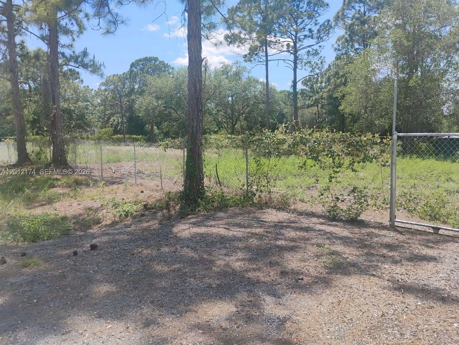 1.33 Acres of Residential Land for Sale in Clewiston, Florida