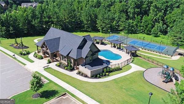 5 Acres of Residential Land for Sale in Hoschton, Georgia