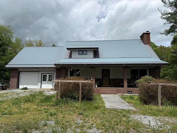 9 Acres of Land with Home for Sale in Elk Creek, Virginia