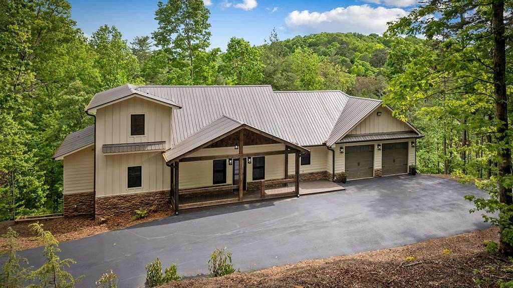 3 Acres of Land with Home for Sale in Ellijay, Georgia