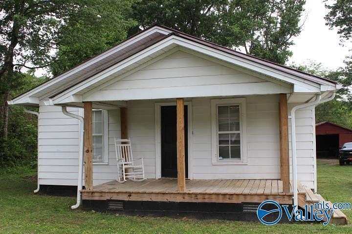 9.5 Acres of Land with Home for Sale in Valley Head, Alabama