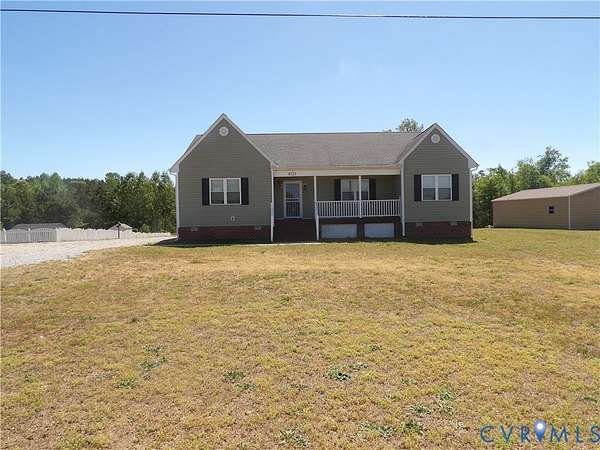 1.6 Acres of Land with Home for Sale in Dinwiddie, Virginia