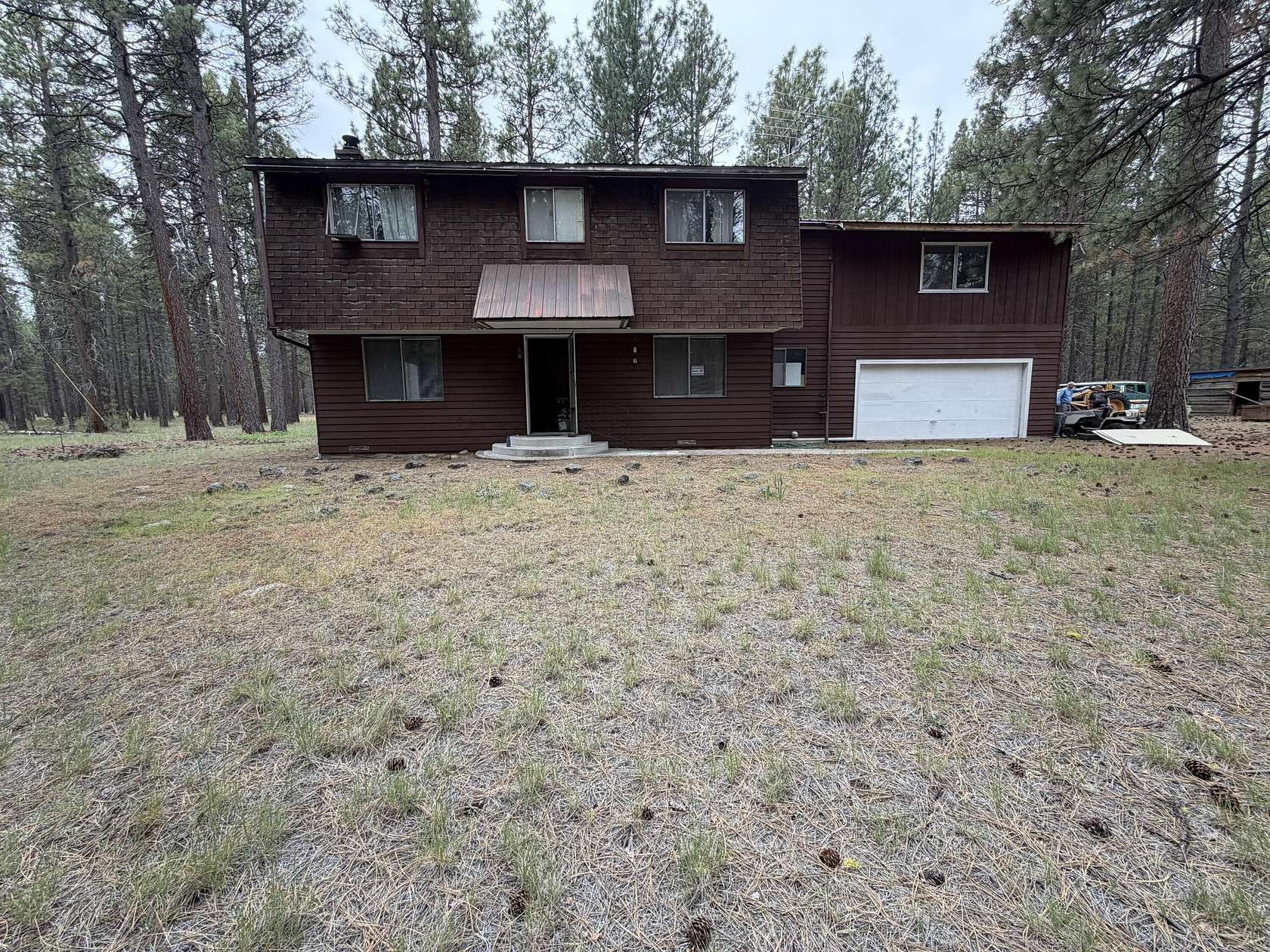 30 Acres of Land with Home for Sale in Sprague River, Oregon