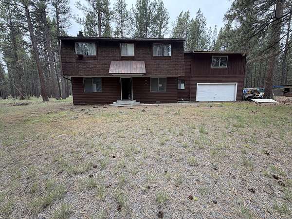 30 Acres of Land with Home for Sale in Sprague River, Oregon