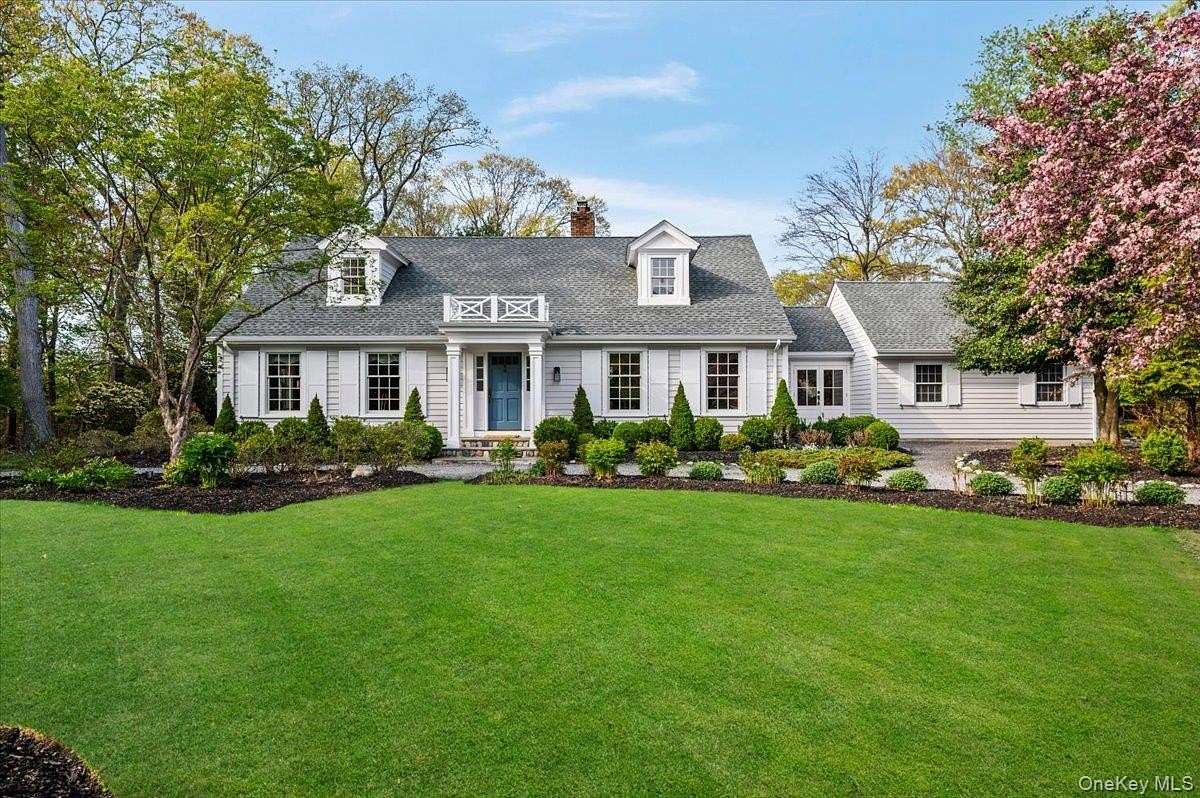 2 Acres of Land with Home for Sale in Lloyd Harbor, New York