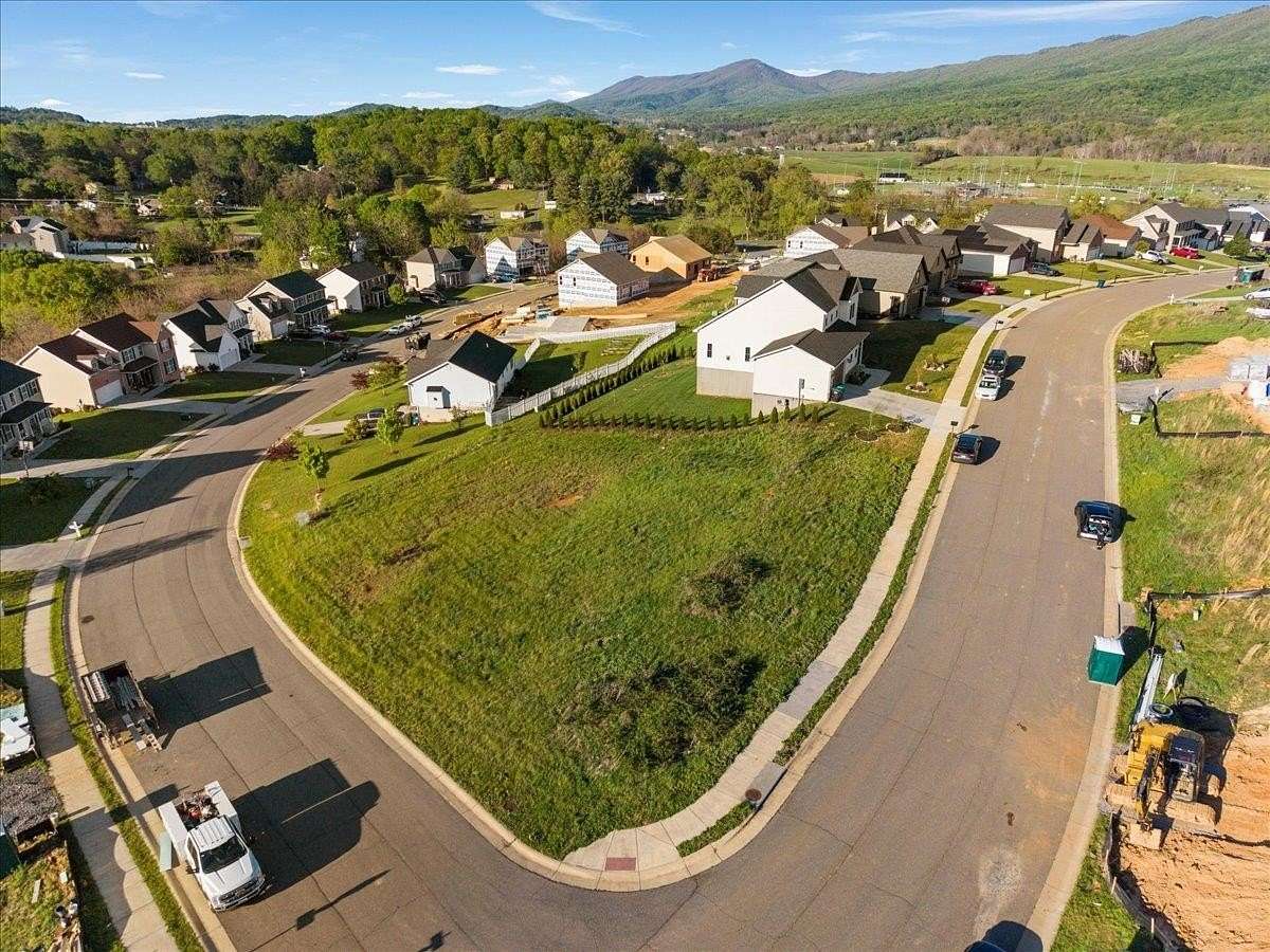 0.39 Acres of Residential Land for Sale in Penn Laird, Virginia