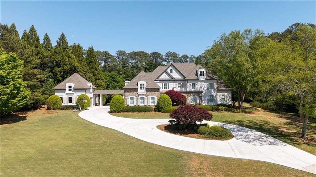 3.7 Acres of Land with Home for Sale in Roswell, Georgia